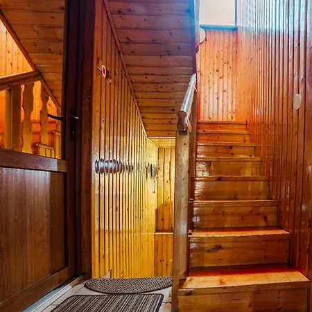 Casa Poiana Soarelui Vilă
