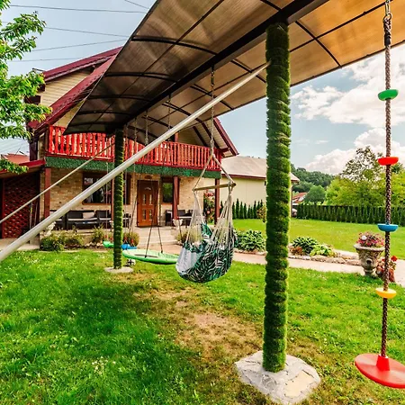 Casa Poiana Soarelui Willa *