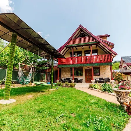 Casa Poiana Soarelui Willa Braszów